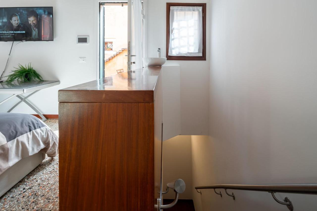 Suite Rava - San Marco With Pool Венеция Экстерьер фото
