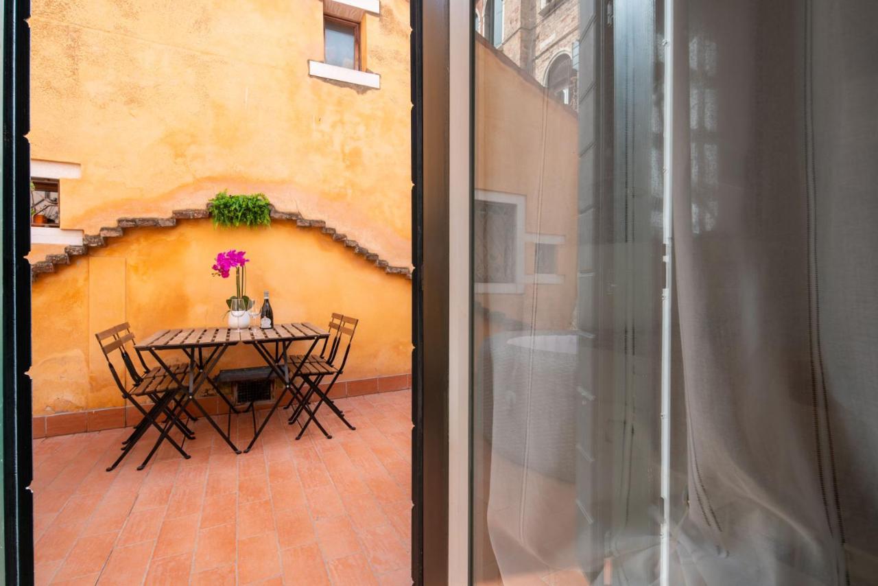 Suite Rava - San Marco With Pool Венеция Экстерьер фото